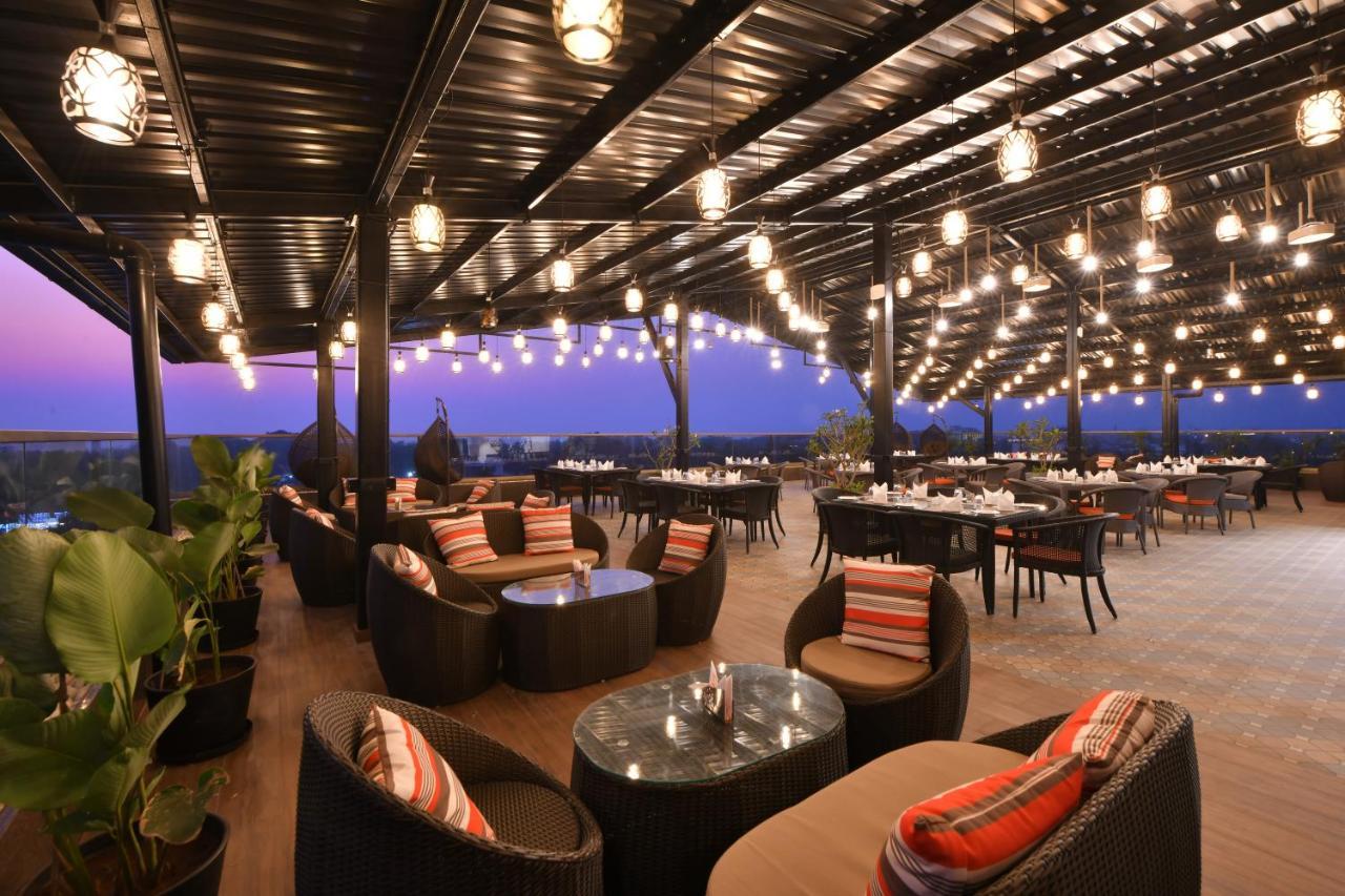 The Fern Habitat, Candolim, Goa Bagian luar foto